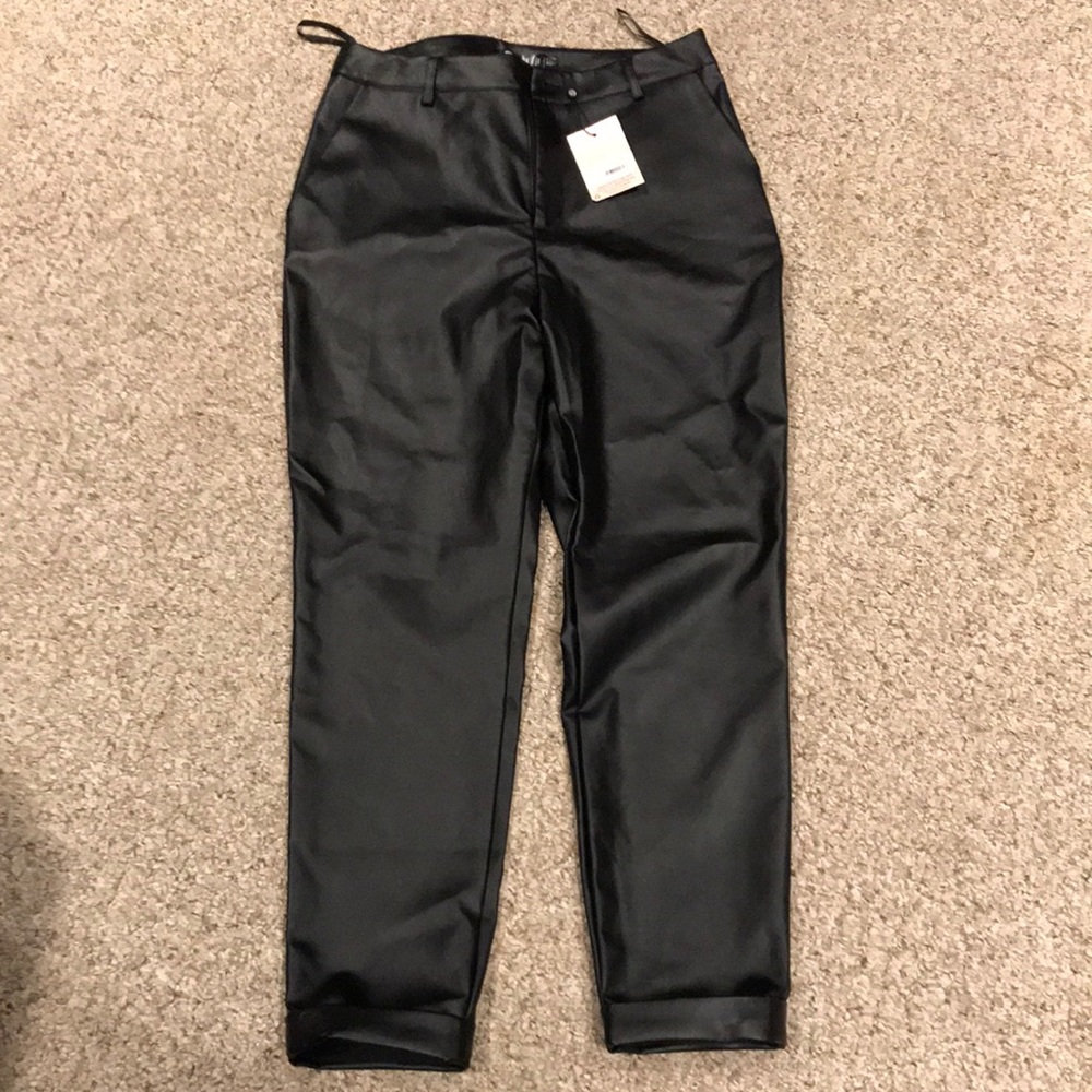SALE 💓💓💓💓💓Faux leather Pants